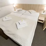ペンション ガルコ ゲストハウス 3*